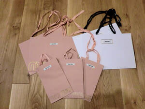 miumiu ミュウミュウ ショッパー 紙袋 計７袋 (25cm×35cm×14cm：4袋、25cm×16cm×8cm：３袋)