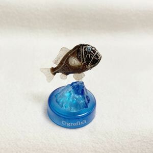 オニキンメ 「深海生物フィギュアコレクション ダイドーMIUボトルキャップ」★高さ約５cm〈ｑ