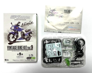 09.1998年 A11 ライムグリーン×パールアルペンホワイト エフトイズ 1/24 ヴィンテージ バイクキット Vol.9 KAWASAKI GPZ900R Ninja F-toys