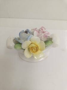 K 【ROYAL DOULTON】ロイヤルドルトン 陶花 陶器 フラワーオブジェ イングランド ボーンチャイナ 西洋美術 花飾り インボイス対応