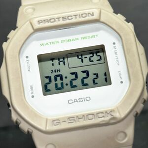 CASIO カシオ G-SHOCK ジーショック DW-5600M-8 腕時計 クオーツ デジタル 多機能 ベージュ×ホワイト ステンレススチール 動作確認済み