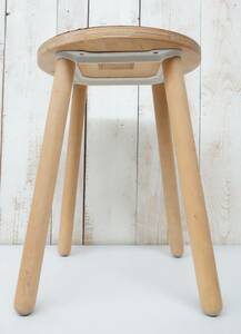 レトロコレクション＊MADE IN USSR 旧ソビエト製＊木製スツール　ウッドスツール　V/O　Mebelintorg Stool Volhov＊アンティーク　レトロ　