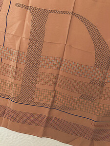未使用品　Christian Dior★クリスチャンディオール 大判 シルクスカーフ 約76，5×78cm（C9）