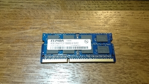 ノートPCメモリ 4GB PC3-10600S-9-10-F2 SO-DIMM SDRAM