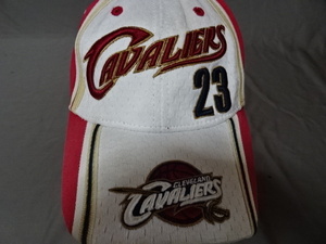 激レア USA購入 NBA クリーブランド キャバリアーズ【Cleveland Cavaliers】レブロンジェームス【LeBron James】#23ロゴ刺繍入りCAP 中古品