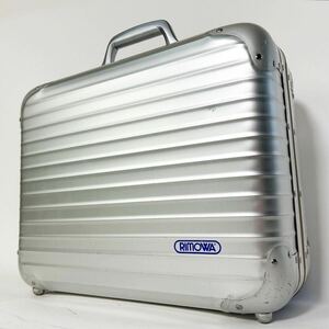  RIMOWA リモワ トパーズ ピッコロ アルミニウム ミニアタッシュケース　トランク シルバー