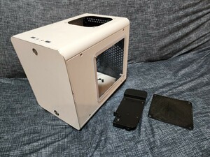 【ジャンク】RAIJINTEK METIS PLUS Mini-ITXケース PCケース ホワイト キューブ型アルミニウム製