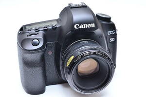 Canon EOS 5D Mark II EF50mmF1.8付