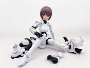 メガミデバイス WISM・ソルジャー アサルト/スカウト　完成品　MSGトップス　ボトムスパーツ付き