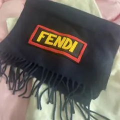 FENDI ロゴマフラー