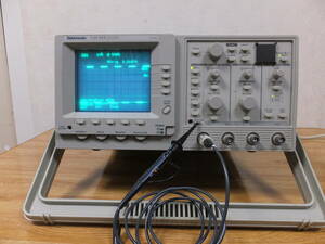 Tektronix TAS475 リードアウトオシロスコープ