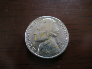アメリカ硬貨　5セント　1977年