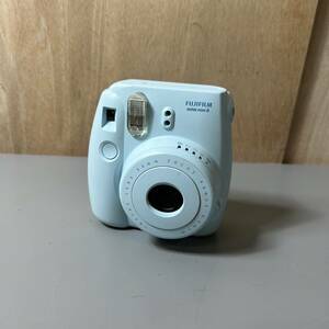 ☆動作品 FUJIFILM 富士フィルム instax mini 8 インスタントカメラ カメラ チェキ ラズベリー セルフミラー(中古品/現状品/保管品)☆