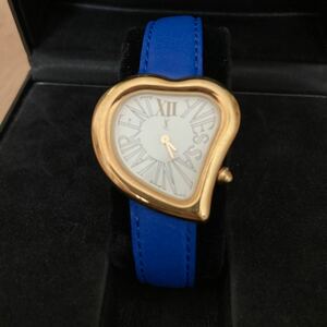 イブサンローラン　ハート　腕時計　時計　Yves Saint Laurent ローラン　ハートデザイン ホワイト文字盤 稼動