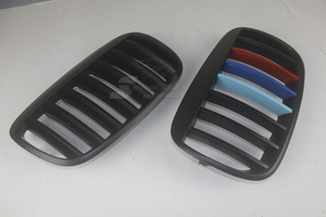 純正交換用 左右セット 取付簡単 在庫有 BMW E71 X6 E70 X5 艶消黒+Mの3色カラーABS フロントグリル