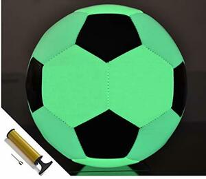 光るサッカーボール 5号球 暗闇で明るく光る ライトアップ フットサル 空気入れポンプ付 電池不要 (白黒)