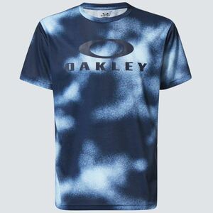 【送料無料】オークリー(OAKLEY)トレーニングシャツ　海外Sサイズ(日本Mサイズ) 新品　FOA402937-66V-S