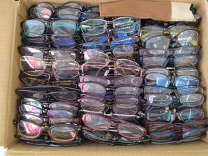 ■老眼鏡 大量 メーカー ブランド 色々 おまとめ 245本以上　 　　C