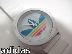 X4B004◆稼働品美品◆ アディダス adidas クォーツ式 ホワイト&マルチカラー 3針 アナログ 動作確認済み 腕時計 ウォッチ