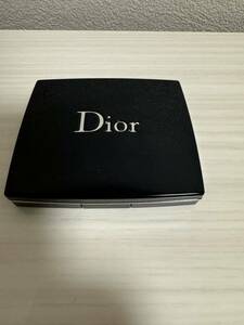 Diorアイシャドウトリオプリックパレット643ピュアペタルズ!!ピュアグロウアイシャドウ!!ブラシ1本