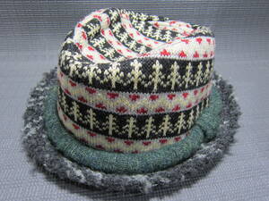 FRAPBOIS フラボア　フェアアイル柄　ノルディック柄　編み込みウールハット　帽子　黒×白×赤　58cm程　S2402A