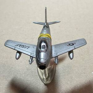 チョコエッグ戦闘機 第2弾　F-86F セイバー