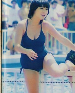 302 ★ 切り抜き ★ 河合奈保子 松田聖子 渡瀬マキ 持田香織 西田ひかる 桜井智 有賀さつき 大石恵 レモンエンジェル 三井ゆり ★ 2p