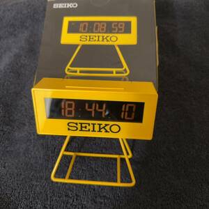 SEIKO スポーツミニタイマークロック SQ815Y セイコー 置き時計 陸上競技場 ミニクロック 目覚まし時計 アラームクロック