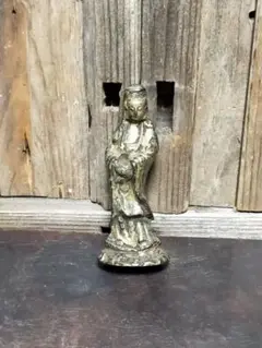 小さな　観音菩薩　銅製　鍍金　観音様　仏像　仏壇　仏具　骨董　古玩　中国