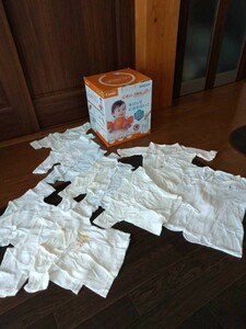 送料無料　新品 コンビ combi クルルンポイ 紙おむつ処理器　肌着 60 新生児　 1000
