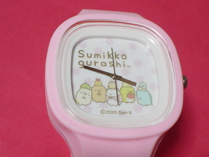 珍品　デザイン　SUMIKKO　GURASHI　キャラクター　腕時計　角型　ピンク