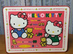 SANRIO　サンリオ ハローキティ　折りたたみテーブル/机　昭和レトロ　グッズ　赤 レッド 中古　1976