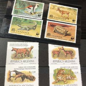 アフリカ　南米　動物切手8枚　（内、4枚消印あり）
