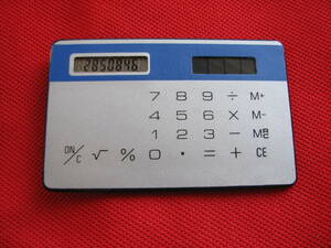 👌 ばっちり! ◆昭和レトロ カード型　ソーラー電卓　⭕🧮 