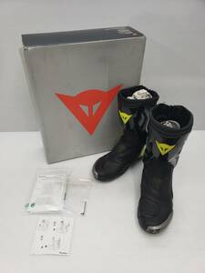 104-KE1367-120: BOTAS DAINESE TORQUE D1 OUT BLACK / FLUO-YELLOW ダイネーゼ レーシングブーツ トルクD1 アウトブーツ EU41 27.0cm 