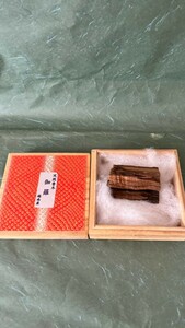 天然香木【伽羅】越南産　84g 香木　香炉　香道具　茶道具　沈水香木　中国美術　お香　御香木　お焼香　ベトナム産