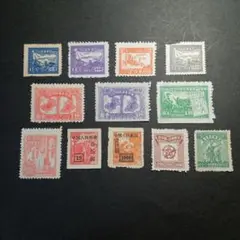 希少！  １９４９年。中國人民郵政。未使用。加刷切手をふくみ、１２種１２枚。