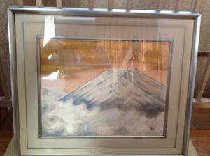 日本画富士山　水墨画　額付き　高級美術品　絵画 価値の分かる方に！額縁 富士山 縁起物 美品 シルバー 日本画 水墨画 銀色の額縁