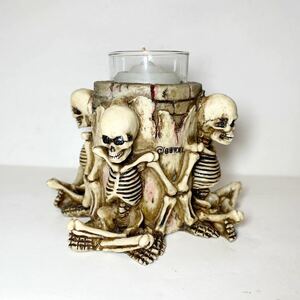 SITTING SKULL candle holder シッティング スカル　キャンドル ホルダー　ガイコツ　骸骨