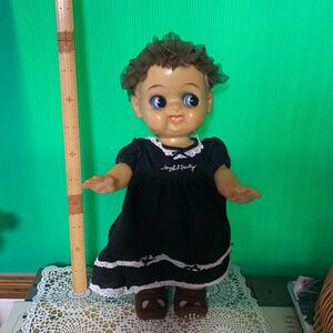 昭和レトロ 希少品笑ってる、デコちゃんキューピー人形は珍しいです、着せかえ抱き人形、52cm位