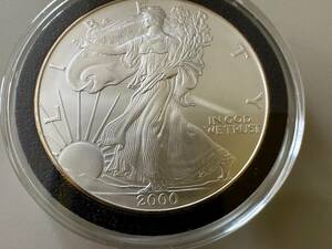 外国硬貨 アメリカ １ドル銀貨 2000年 ミレニアム ウォーキングリバティ イーグル １オンス 1OZ FINE SILVER 未使用新品 ケース入り
