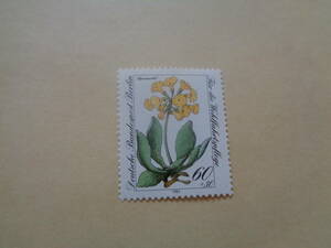 ドイツ切手（東ドイツ・ベルリン）1983年　花切手　 Primula auricula　60+30