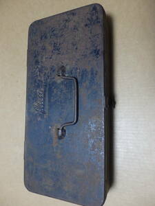 古い工具箱　現状品　　Hino 日野自動車　　旧車　ビンテージ　工具箱　アンティーク　古道具