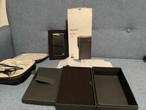 SONY ウォークマン ハイレゾ NW-WM1A 超美品　一式　ケース付き　