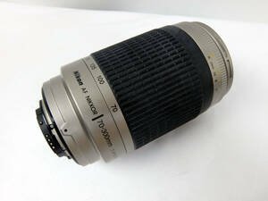 Nikon AF Nikkor 70-300mm 1:4-5.6G * ニコン望遠AFレンズ