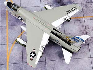 ■即決 ジェミニ 1/72【A-7E コルセアⅡ アメリカ海軍 VA-113 スティンガーズ NE304 USSレンジャー搭載 限定品