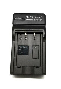 ◆送料無料◆ カシオ NP70 CNP70 Exilim Zoom EX-Z150 Exilim Zoom EX-Z250PK EX-Z250RD EX-Z250SR AC充電器 AC電源 急速充電器 互換品