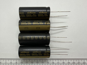 オーディオ用電解コンデンサ 6800μF 50V 85℃ ±20% UKW1H682MRD (4個) (ニチコン) (出品番号174-4）