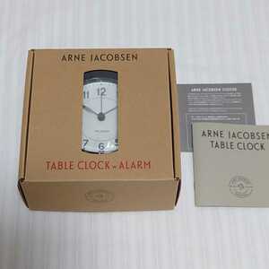 ARNE JACOBSEN Station Table Clock アルネ・ヤコブセン ステーション テーブルクロック ブラック 黒 目覚まし時計