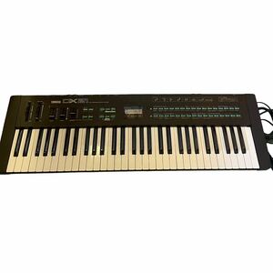 YAMAHA DX21 ヤマハ シンセサイザー DIGITAL PROGRAMMABLE ALGORITHM SYNTHESIZER 器材 電子機器 楽器 ピアノ 当時物 通電確認済み u2984